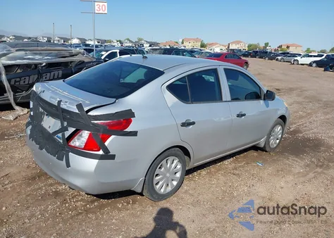 2014 Nissan Versa 1.6 S+ из США, поврежденный, VIN 3N1CN7AP4EL844350